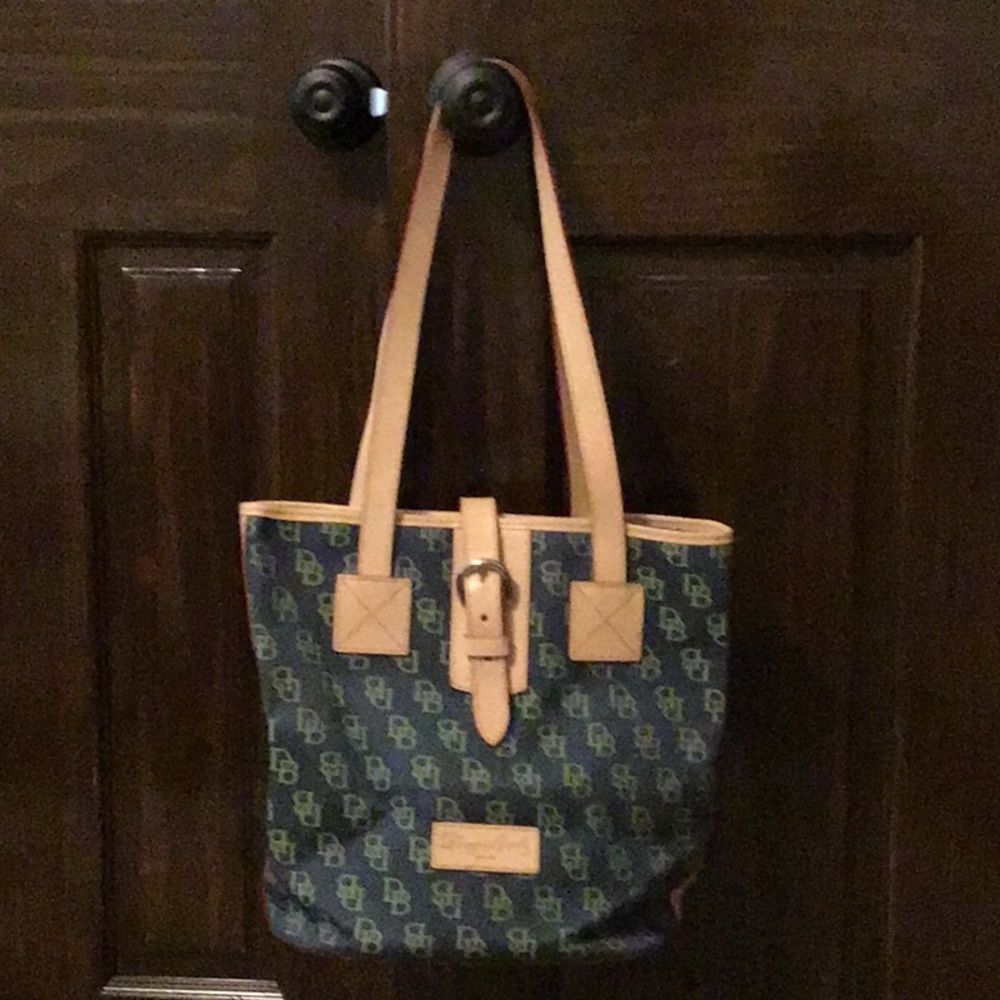 Dooney and Bourke purse